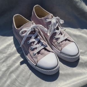 Airwalks! Light pink, lace up